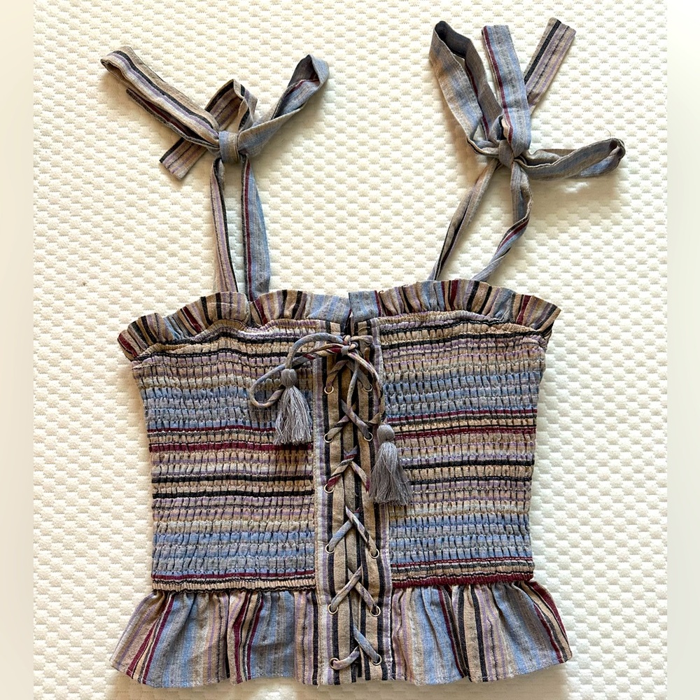 Beautiful boutique crop top, tank top!